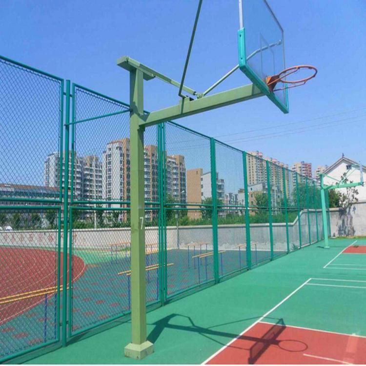 球场围网现货 学校体育场勾花围栏 小区防护栅栏约35.00元