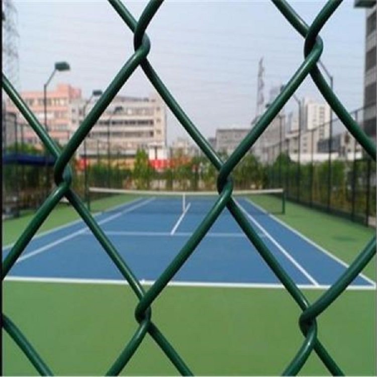 万通 定制4m*3m绿色学校操场网球场篮球场 包塑丝球场围网 寿命长约55.00元