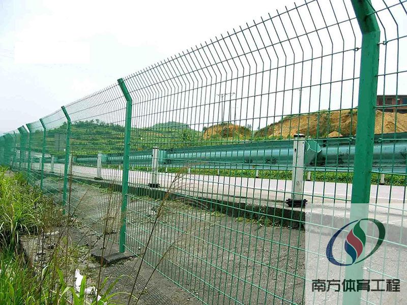 道路护栏网-道路护栏网厂家,道路护栏网价格,道路护栏网批发,道路护栏网多少钱一米?(4)