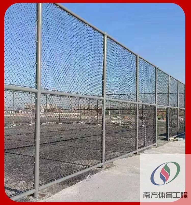 篮球场围栏网勾花网足球场围栏网羽毛球学校护栏网体育场围栏网(16) 篮球场围栏网勾花网足球场围栏网羽毛球学校护栏网体育场围栏网(16)